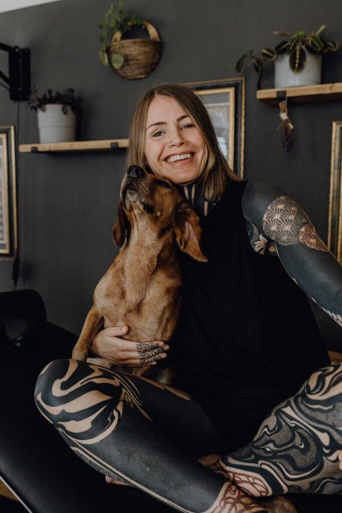 Sandra_Dot_Tattoo_Leipzig_Blackwork_Ornamental-15