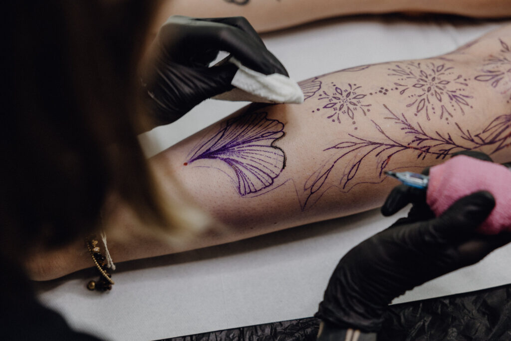 Sandra_Dot_Tattoo_Leipzig_Blackwork_Ornamental-20